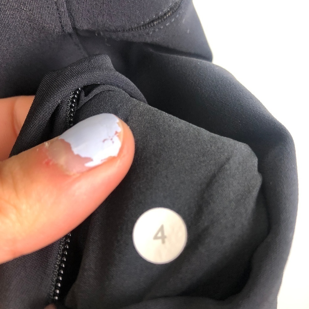 🦋 RARE LULULEMON Go Til Dawn Skater Dress Size 4 Tennis Athletic Workout Casual - Picture 4 of 5